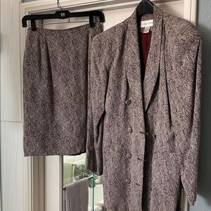 Casual Corner Paisley Blazer and Skirt Set - Gray